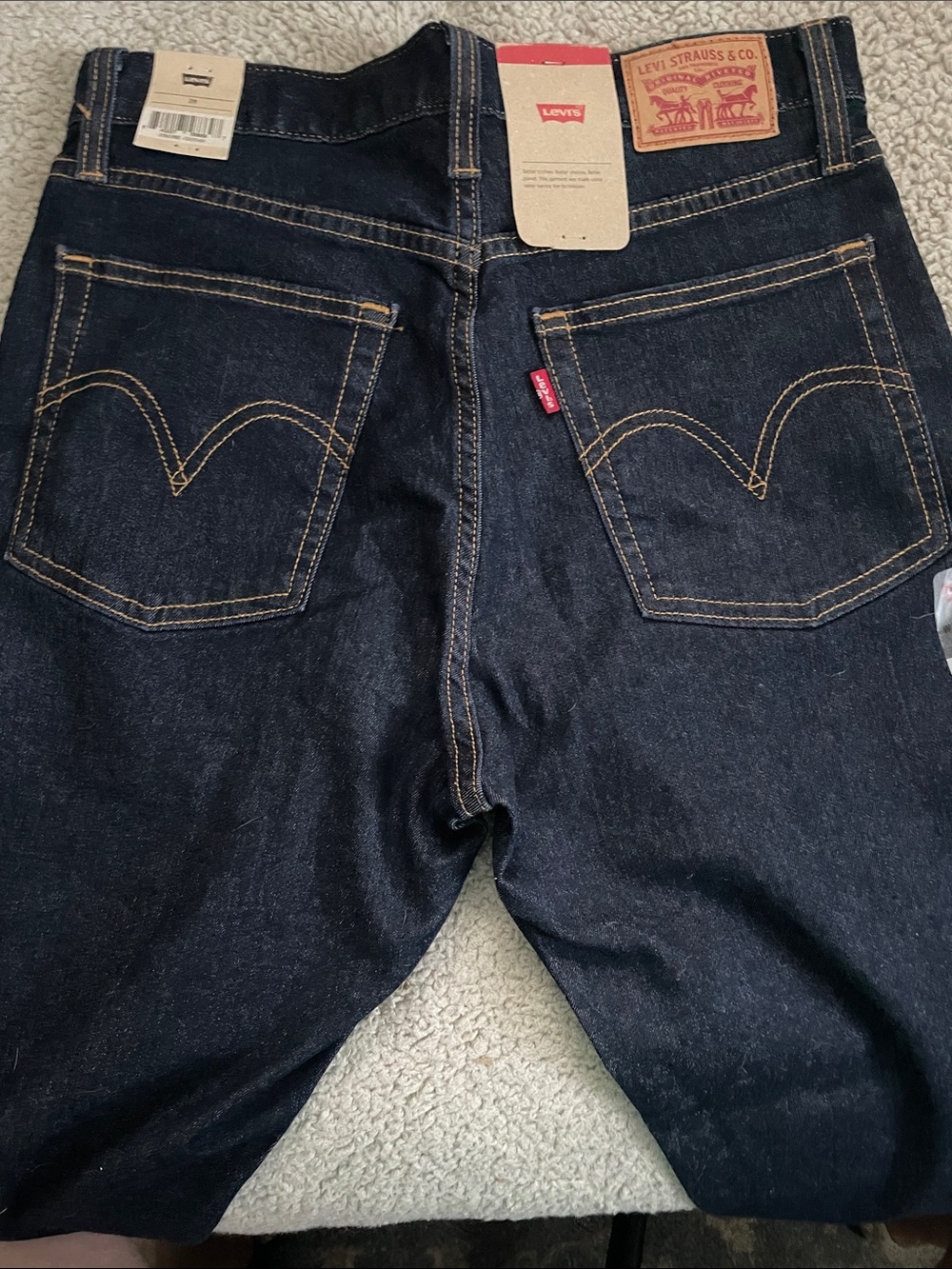 Levi's Women's Straight Leg Jeans in Dark Indigo - Picture 3 of 6
